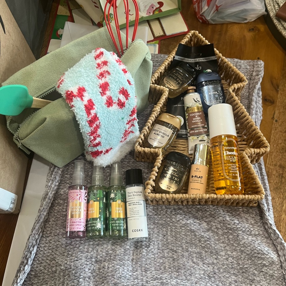 Bundle set, scarf included